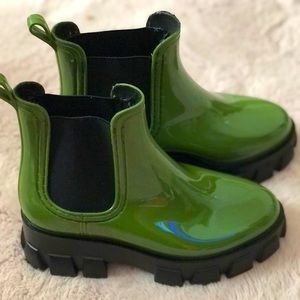 Rain boots